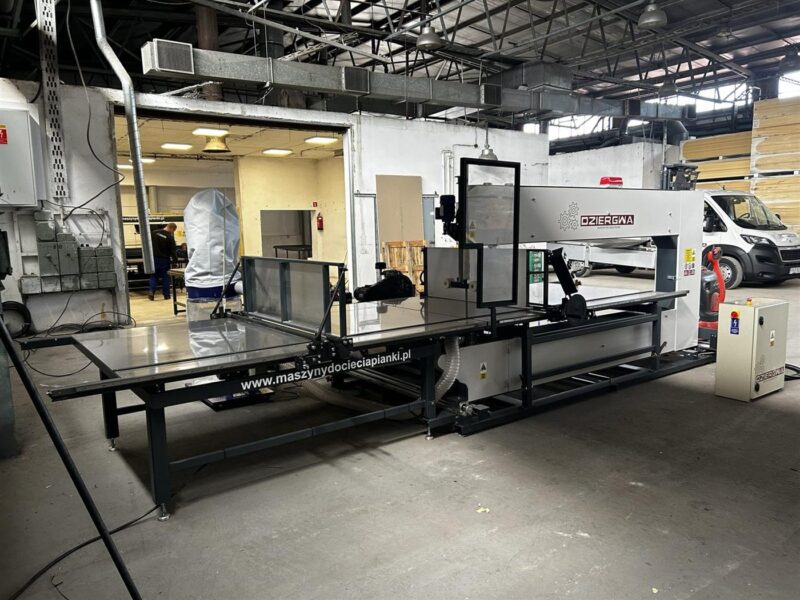 PPRK vertical band saw